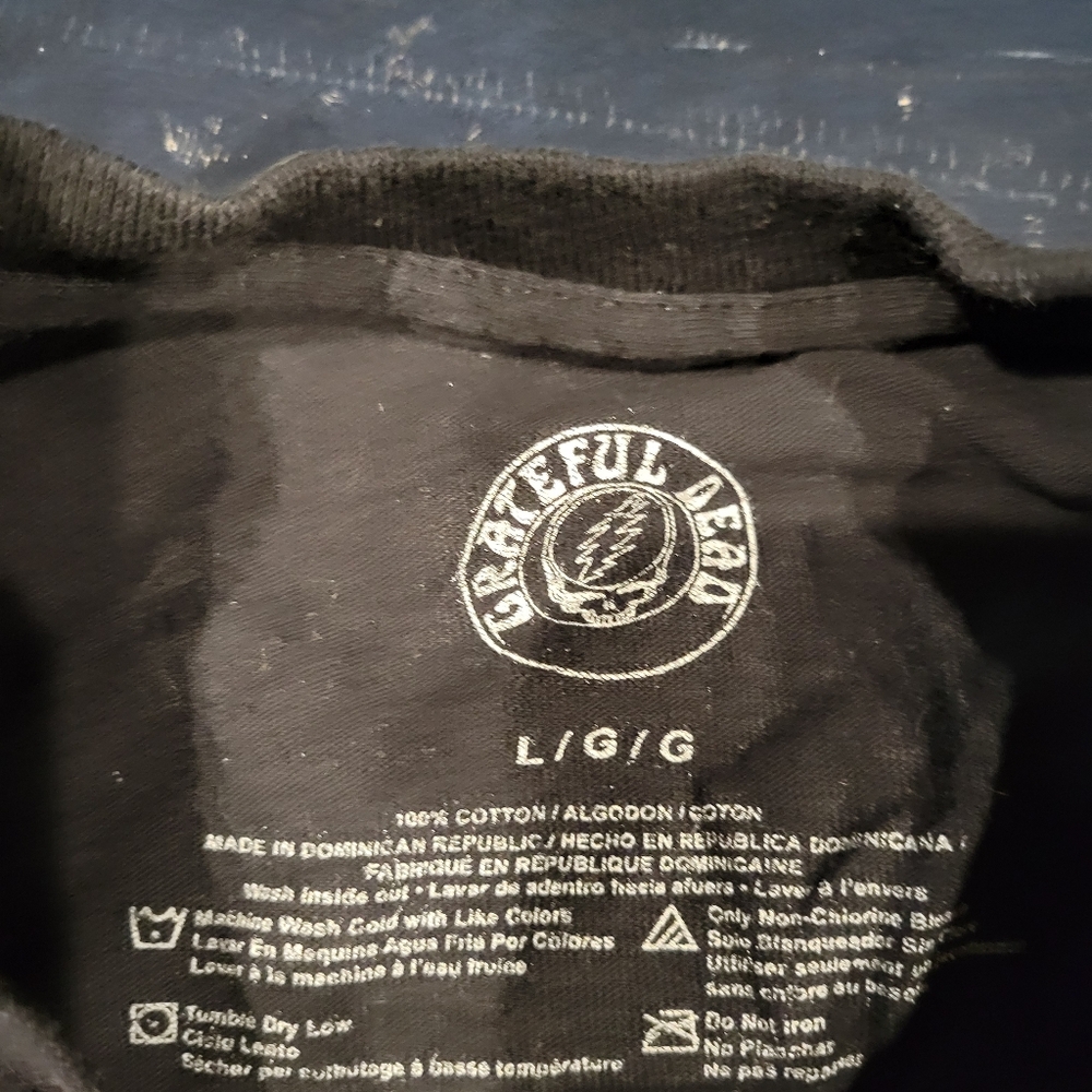 Grateful Dead T-shirt - Picture 2 of 2